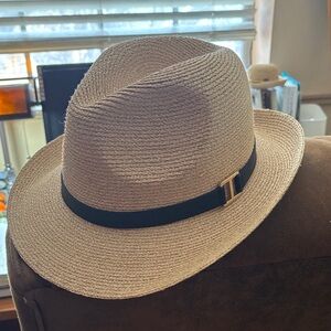 Scala Women's Cream Fedora with Black Band